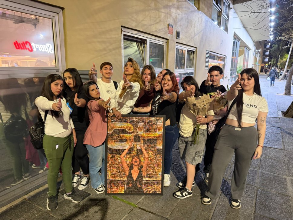 Matimuniozz97's tweet photo. RT @solziasgf: oh madre y sus serpentitos 🚬 https://t.co/kvBI8Qnt6w