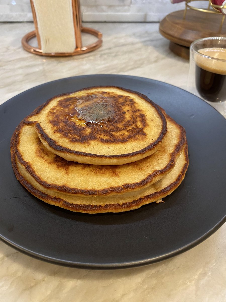 RSC_again's tweet photo. @i_dsmile @ryukyunigga If your pancakes don’t look like these with the burnt edges they ain’t real pancakes https://t.co/sFGjUMsaja