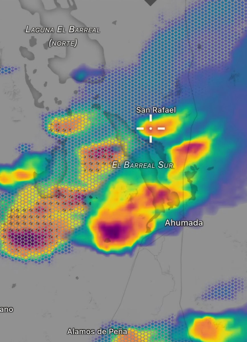 CEPC_Chih's tweet photo. ⚠️ ¡Alerta de Protección Civil! Fuertes tormentas y vientos azotan Ahumada y podrían llegar a Ciudad Juárez en las próximas horas.
​Vigente hasta las 00:00 h de este 26/09/2026. 🌧️💨
​Extrema precauciones al conducir y asegura objetos sueltos. ¡Comparte! 👇 https://t.co/C1A7bxEdML
