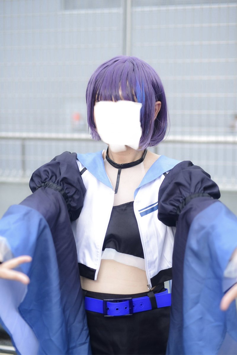 ug_misuzu's tweet photo. キャスト衣装ツキノカメ用に使われてるベルトを特定し、自分も使って見たけど、表裏逆に取り付けてる写真しかなかった💦一回休み。 https://t.co/FMtyHlxcds