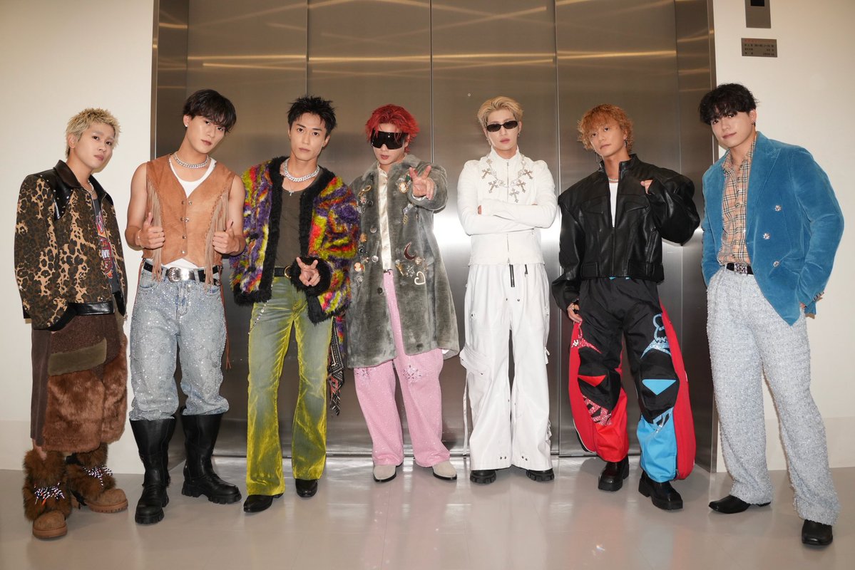 ballistik_fext's tweet photo. BALLISTIK BOYZ 出演
📺日本テレビ『バズリズム02』
ご覧いただきありがとうございました✨

TV初披露のDo Don PA!!いかがでしたか？

┈┈┈
▼ #TVer 見逃し配信はこちら
https://t.co/V6eCnWGPS3
┈┈┈

#BALLISTIKBOYZ
#BBZ_DoDonPA 
をつけて感想をポストしてください💥

@BUZZRHYTHM_NTV #バズリズム
#バズリズムでバリリズム