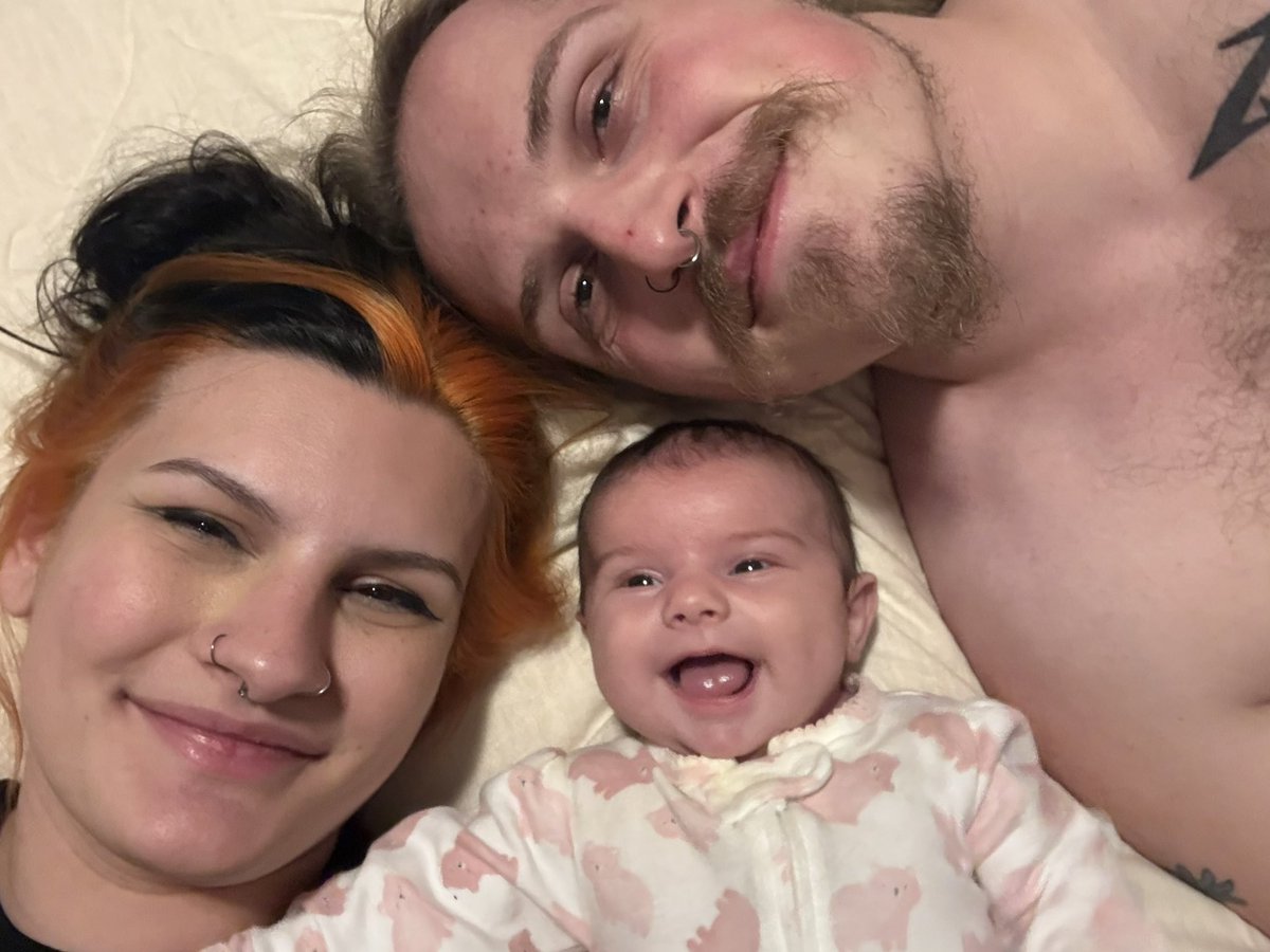 RRFranzwa's tweet photo. Love my little family so much ❤️ https://t.co/MxiAG3B7I8