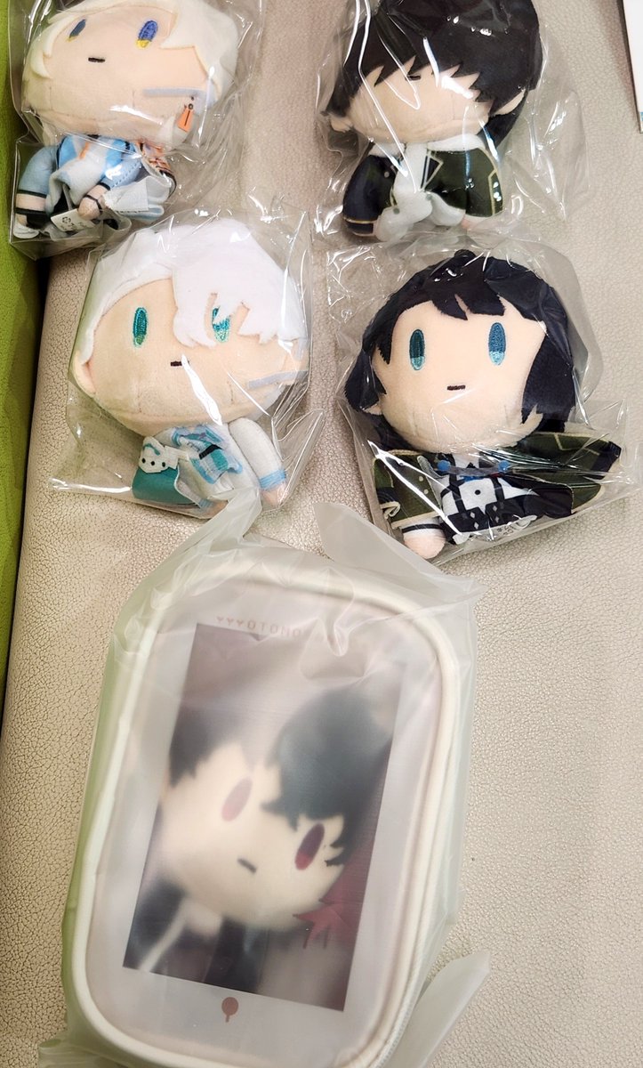 _tadano_baka_'s tweet photo. 【交換/譲渡】フリューくじ　 　刀剣乱舞 御伴散歩 ～ポチくじ～ その2
フィンガーパペント ミニタオルセット

譲
A賞 ○肥前 南海
B賞 桑名 松井 ○雲生2 ○雲次
C賞 ○山鳥毛 謙信 大典太 ソハヤ

求
パペント
♡後家 >>> 鶴丸
ミニタオル
♡姫鶴 >>> 三日月 >> 他 一文字 
or定価(+手数料)
ツリー→ https://t.co/zXaleVLuKN