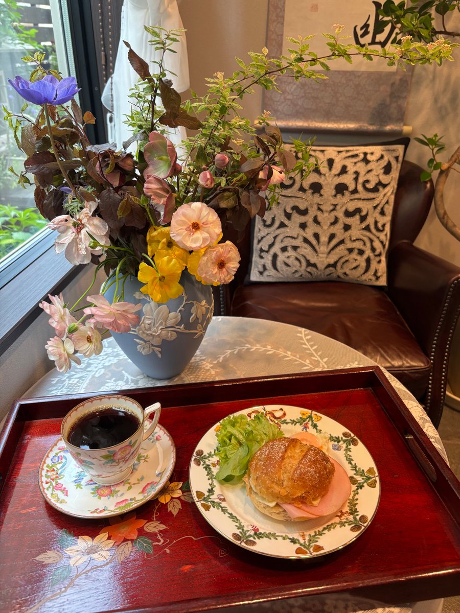 vfvyrkele's tweet photo. Just let yourself truly relax this afternoon; after all, it’s really important to take time to heal and recharge every day https://t.co/Nqq43G7Wfb
