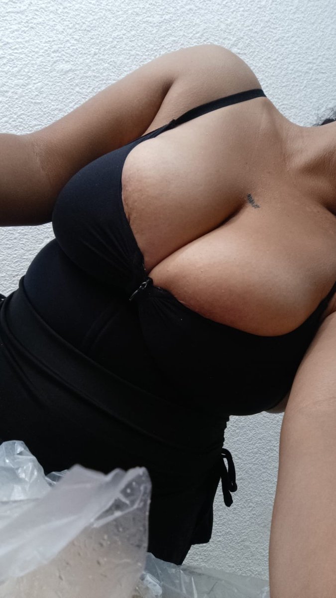 Less06b's tweet photo. Alguna parejita para salir ahorita 
Andamos cachondos 🥵🥵❤️‍🔥 https://t.co/ey9rNj9mbu