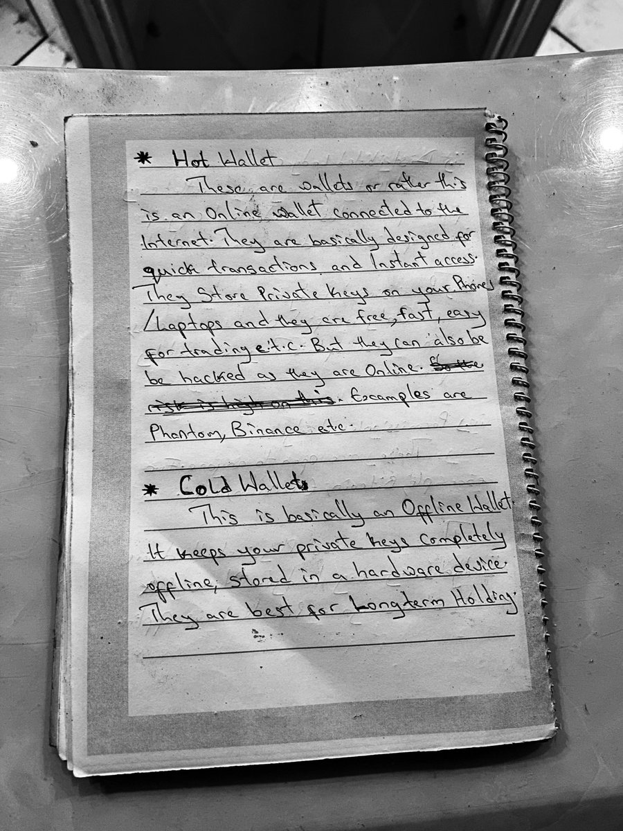 Sam417133166849's tweet photo. Day 3: Assignments… ☑️ 

1. Make research on history of first cryptocurrency 

2. Make research on Ledger, Cold wallet and Hot wallet

#CryptoWithShola https://t.co/FMAxTROemF