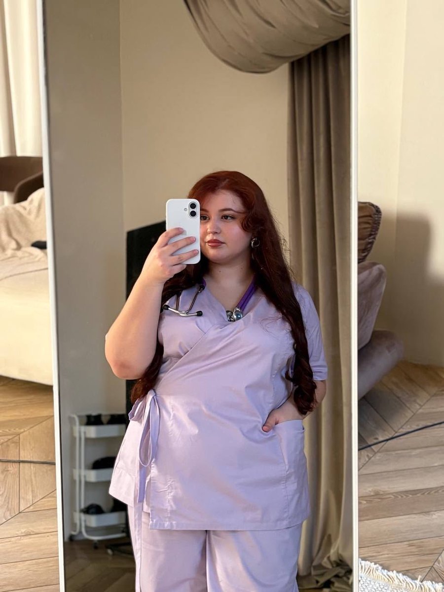 ZulyYluz's tweet photo. ᯓ★ NURSE https://t.co/vvVbicACxL