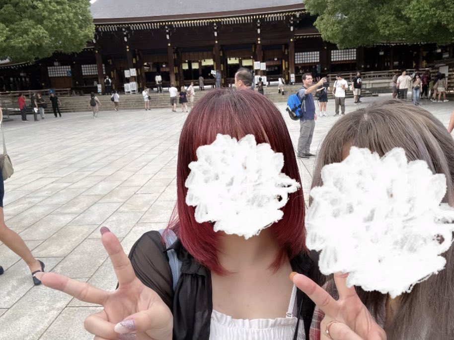 _____sj2415's tweet photo. 明治神宮からのスタバ行ってきた！
同じ席座れてよかった(*ˊ˘ˋ*)✨
キーホルダー作り直して夜またスタバ行って写真撮り直しリベンジ🥰
次はアクスタと写真も並べようね✌🏻 https://t.co/C1ROTSffK2