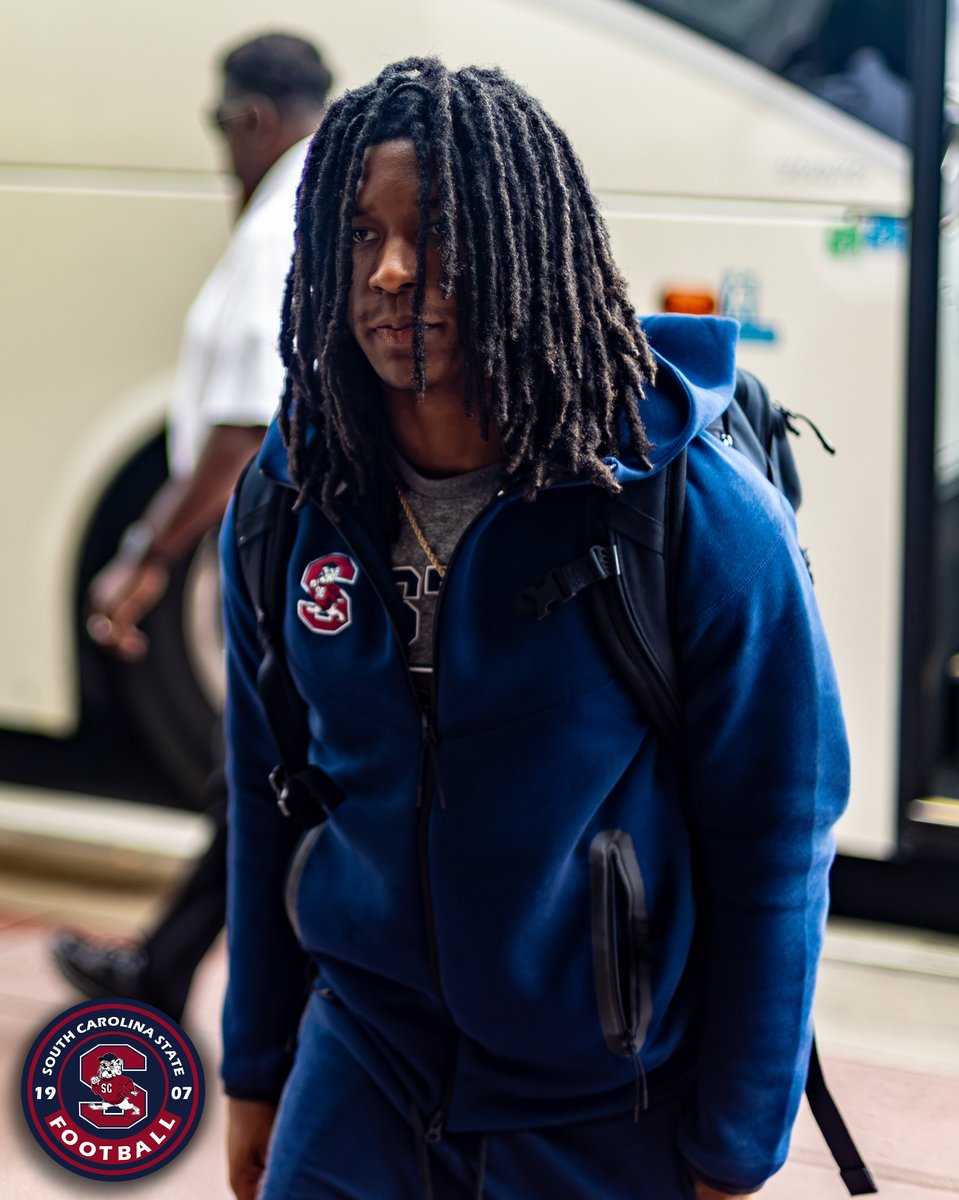 SCState_Fb's tweet photo. #GoDogs

TOUCHED DOWN IN DAYTONA. 🌴😤🐶

The BULLDOGS made it safe! ✅
Meetings handled. Business discussed. Focus LOCKED IN. 🔒

Now it’s time to get some rest… because tomorrow, IT’S GO TIME. 😤🏈

See y’all tomorrow, BULLDOG NATION! 🔴🔵

ROAD BUSINESS. SAME MISSION.
1-0. LEAVE NO DOUBT.

@SCStateAthletic @MEACSports @coachberry77 

#PayTheFEE
#DigDEEP
#STATEofMind
#RaiseTheBAR
🔴🔵🐶🏈