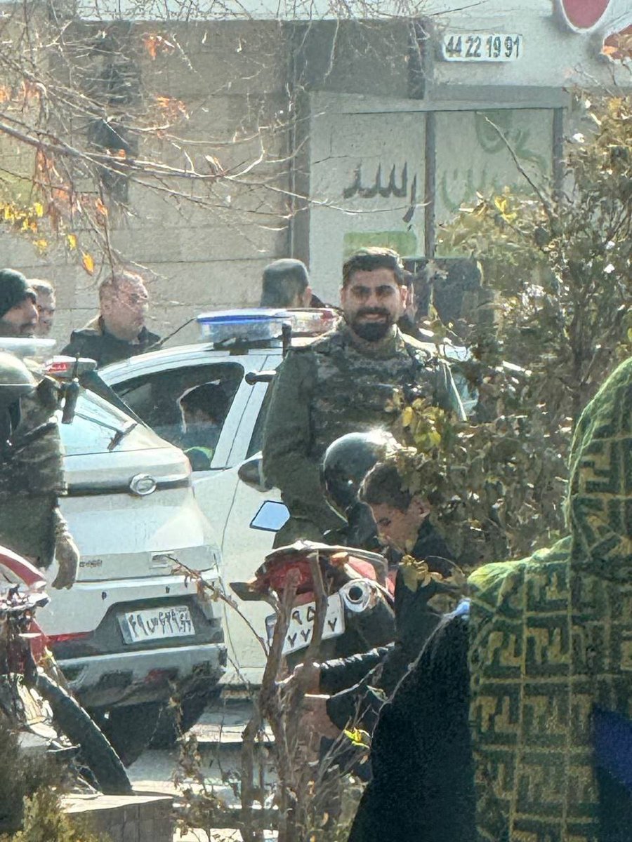 Alexkennedy213's tweet photo. #Identification
#Sitarkhan
Dirty mercenaries who are in the streets of #Sitarkhan, #Tehran.
If you know these individuals, please send https://t.co/SvBv9xLqYZ
