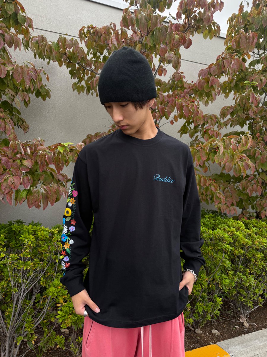 vertical_garage's tweet photo. 【buddix】🌻
FLOWER COLLECTION in buddix POP-UP✨

■ITEM LINE-UP
SF LINK LS TEE
PRICE：¥7,920 tax-in
COLOR：Black/White
SIZE：S/M/L/XL

STAFF178cm/L

@buddixofficial
@fantastics_fext
#buddix
#FANTASTICS
#SF_FNT https://t.co/nzzB6essA9