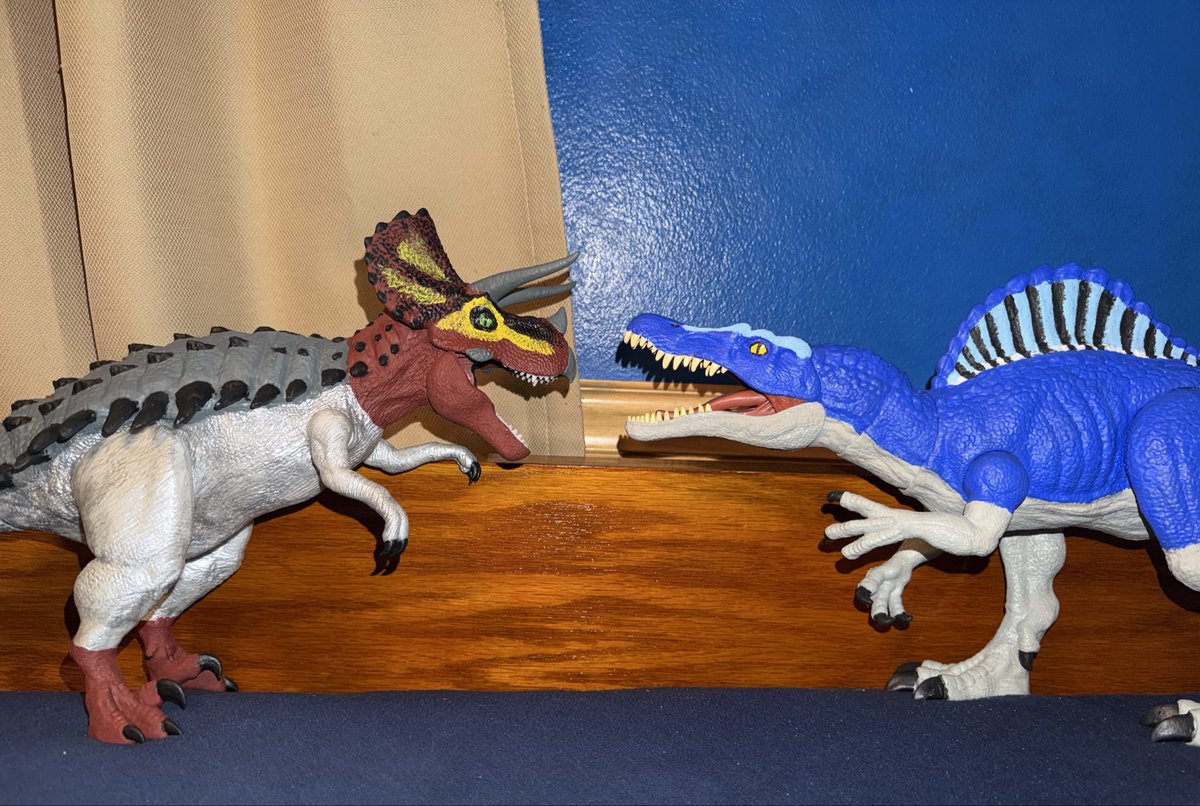 GiantSpiny's tweet photo. King Spectre the Ultimasaurus
(King Spectre’s Hadean Hellfire Overlord Form)
Gender: Male
Element: Chaos
Jurassic World DIY Figure from Paleo Revived
#DinosaurKing #JurassicPark #JurassicWorld #anime #repaint https://t.co/IZOePNtKcT