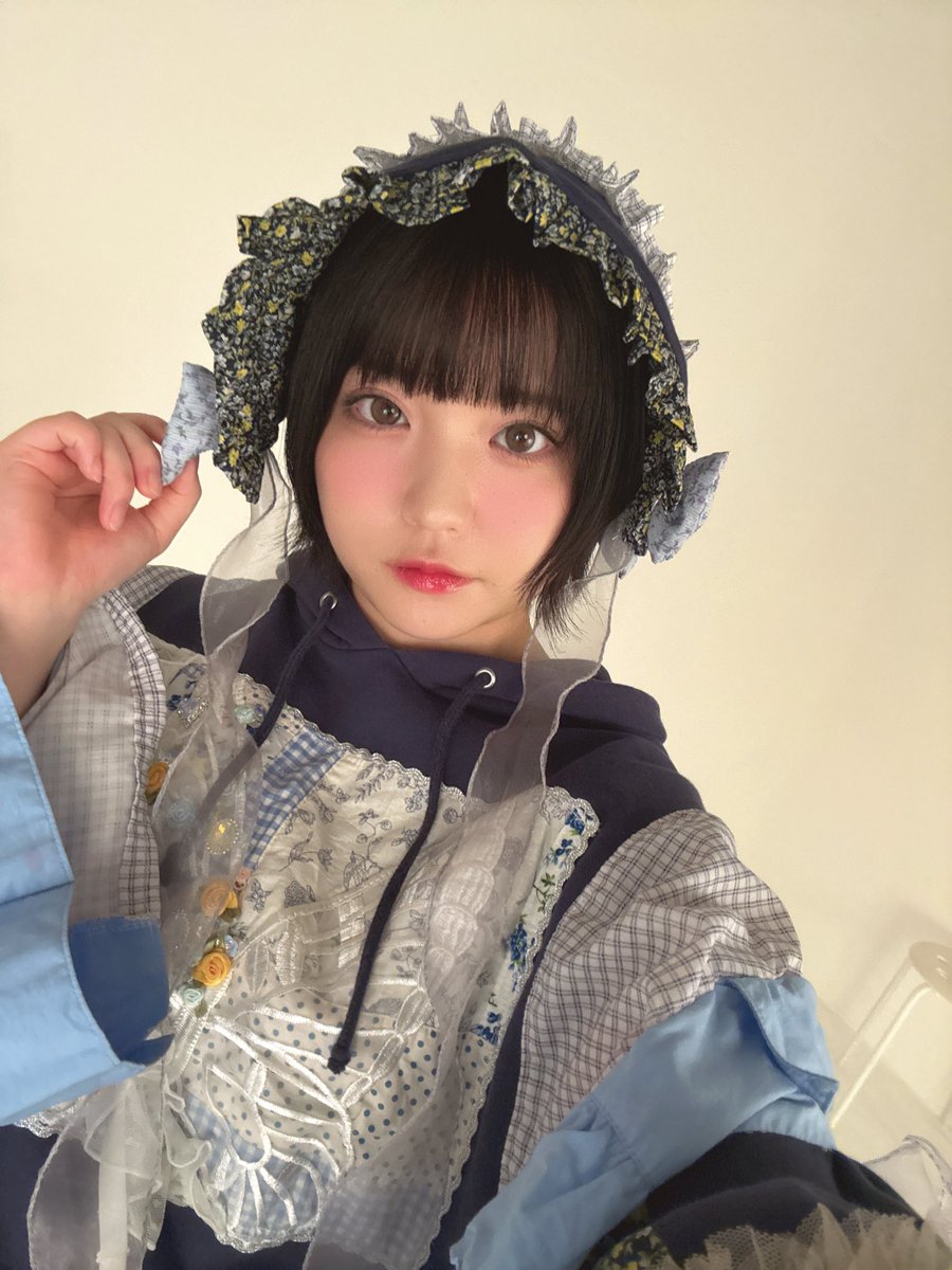 nemoto_nagi's tweet photo. ❣️チェキライコマ開催❣️

衣装はこんいろアー写衣装！

・開催日:10月5日(月)19時〜
・受付期間:現在〜10月5日(月)19:30まで

宛名サイン入りチェキ、ゲットしてね！
購入はこちらから↓
https://t.co/gBqjfN1iSy https://t.co/QTB6bj7B5b