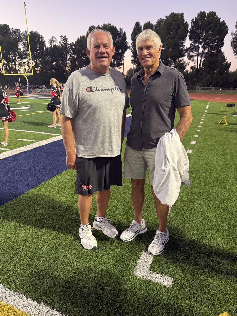 latsondheimer's tweet photo. How many times do two Hall of Fame coaches come out to support another coach. Mike Herrington and Kevin Rooney supporting Jake Goossen of Hart. But they might sneak away if he loses. https://t.co/0TogQnRWSe
