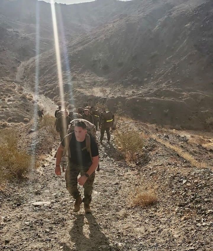 ElizabethMudwn's tweet photo. I am from Miami Florida United State but presently i am in Afghanistan for a peace keeping mission. https://t.co/W1Kd11Y8rR