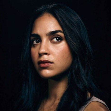 CentralPanicoBR's tweet photo. SOCORRO! Melissa Barrera declarou que adoraria voltar para a franquia ‘Pânico’ caso os direitos da franquia saiam das mãos da atual empresa e passem para pessoas que "honrem o legado de Wes Craven". https://t.co/sI9BSEw2H3