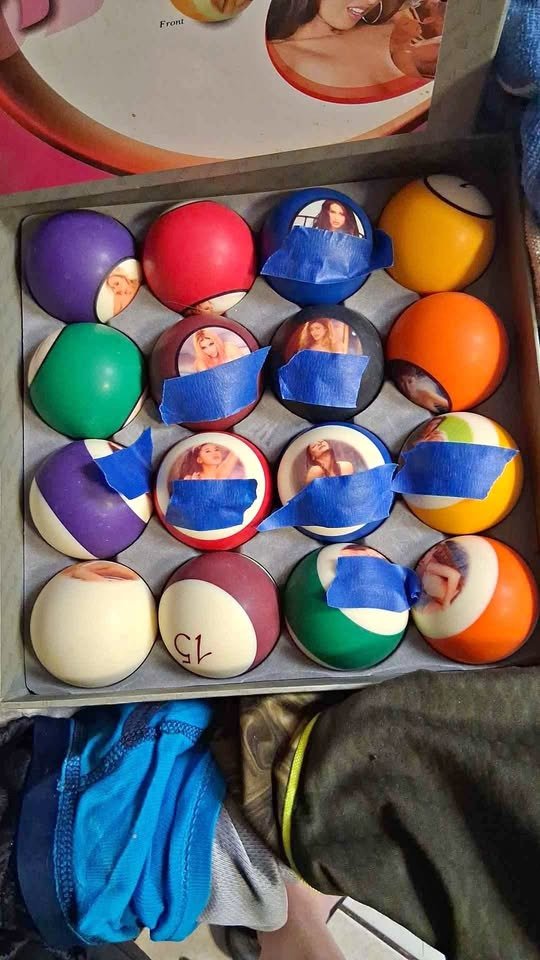 ScooterCrenshaw's tweet photo. WOAH  I found uncal dans notty ball play set

i RELLY wanna take off the tape but mom mite find out https://t.co/1pqPii303J
