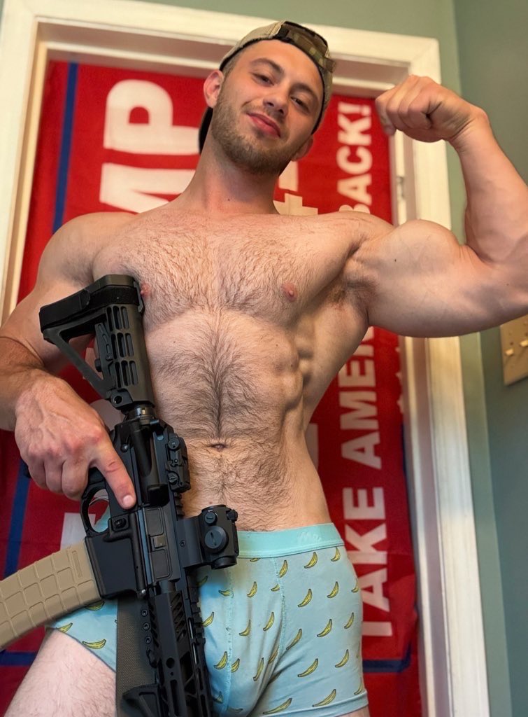 muuusclefreakkk's tweet photo. As toxic as they come😈

I’ll ruin your life and laugh as I do it https://t.co/ejQpvl0kTv