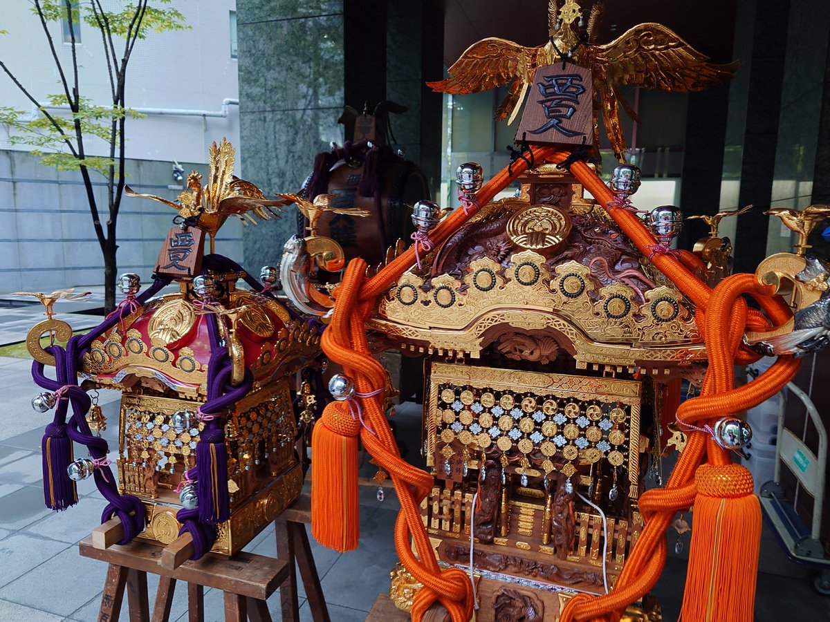 news_imada's tweet photo. 今日と明日は百人町の例大祭の日です✨️
土日ともに15時ころお神輿や山車も出します。ぜひお越し下さい🙌 https://t.co/g14IRD741x