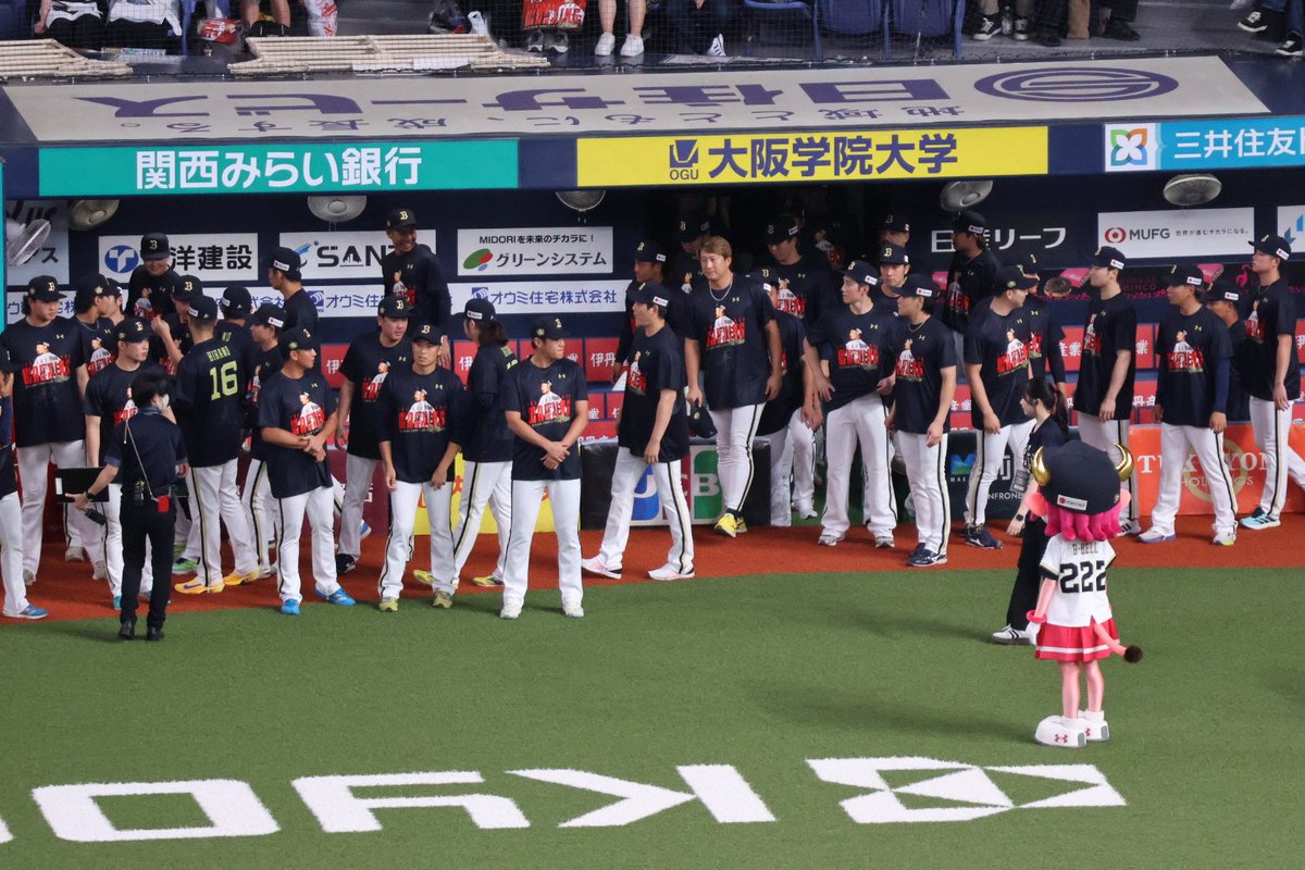 ssnkotkn's tweet photo. 推しを探せ〜
2026.9.25 平野佳寿引退セレモニー https://t.co/0aMXN1v0UR
