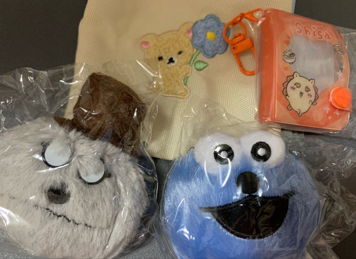 dolls_d's tweet photo. シープラ初めて見かけたから入ってみた
一階しか人居らん
みんな上の階は興味ないのかな
年齢層が若すぎて居心地悪かった https://t.co/hVjkr8PwS1