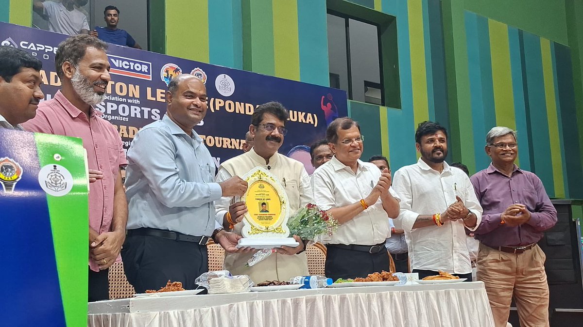 ShetSadanand's tweet photo. Attended the All Goa State Ranking Badminton Tournament in Ponda, organised under the aegis of the Goa Badminton Association, along with former Member of Parliament Adv. Narendra Sawaikar.

The tournament brings together talented badminton players from across Goa to compete, connect and showcase their skills.

Wishing all the participants the very best!