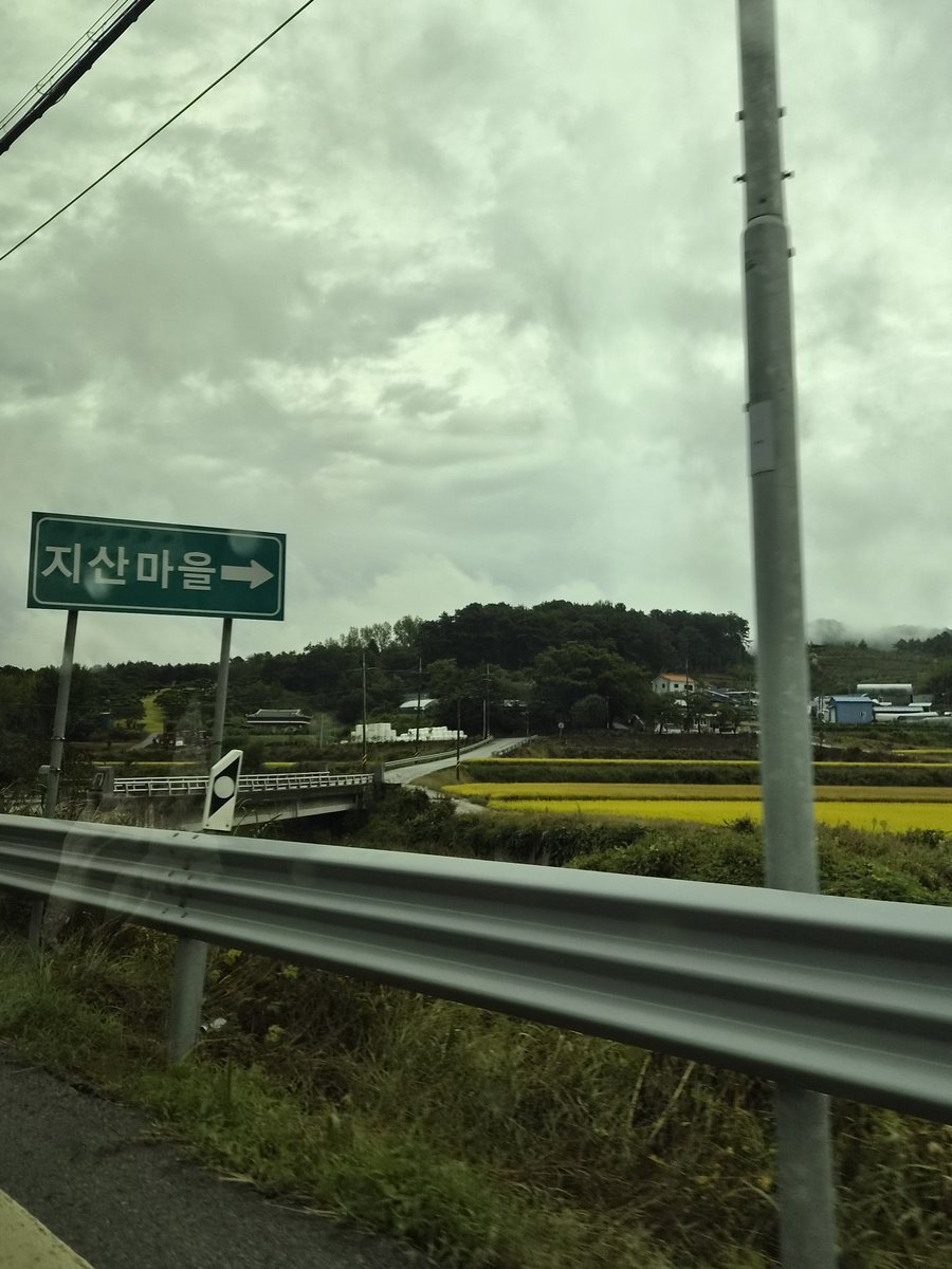 Bi_gnean's tweet photo. 여러분 안녕하세요 저는 지금 산산백지산복주시옵게대리자야 https://t.co/6o5fF64gD5