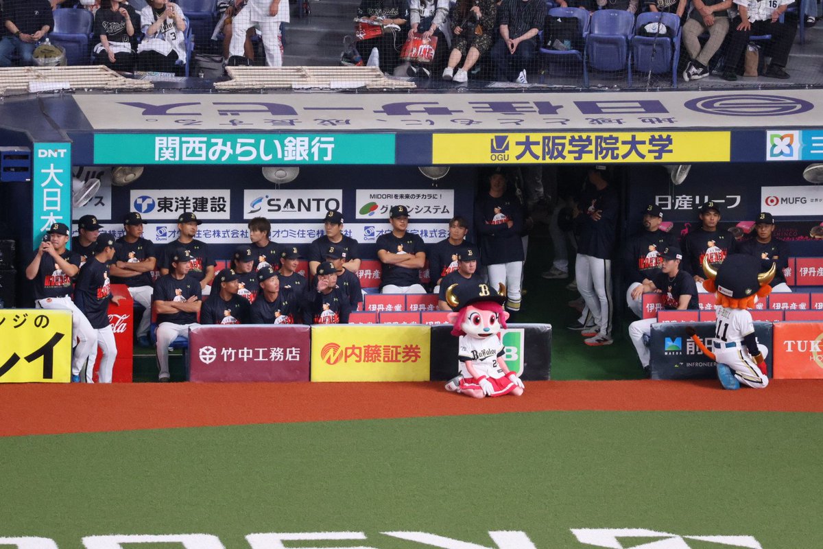 ssnkotkn's tweet photo. 推しを探せ〜
2026.9.25 平野佳寿引退セレモニー https://t.co/0aMXN1v0UR