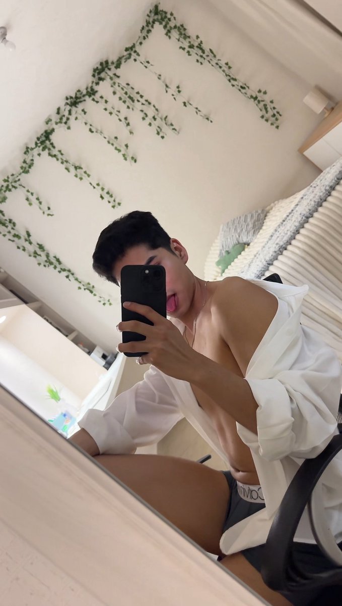 Wanxi_0's tweet photo. Está noche que se hace 🙈🔥
#gay #twink #queretaro https://t.co/d92MadGnln