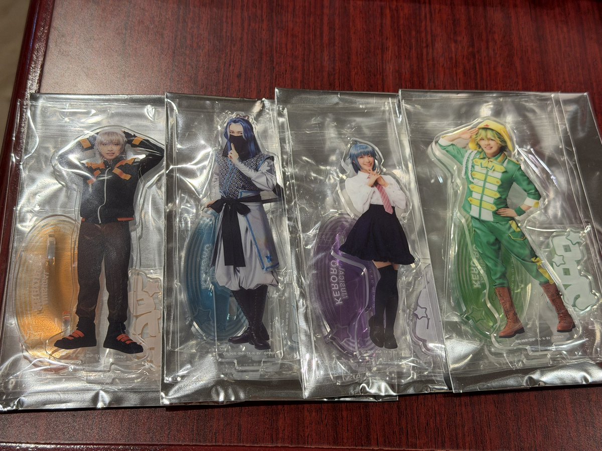 tukimuu013's tweet photo. 【交換】ケロミュ ペコポン侵略ミュージカル ケロロ軍曹 アクスタ ランダムカード

譲：ケロロ メタドロロ 桃華 サブロー
ドロロ 夏美

求：同種 メタクルル
アクスタのみ ギロロ

本日昼公演前後手渡し希望
難しいとは思いますが、よろしくお願いいたします。 https://t.co/16cxGr7zUI