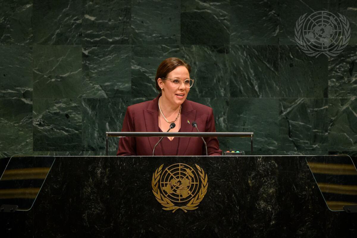 SwedenUN's tweet photo. 🇸🇪 Foreign Minister @MariaStenergard delivered the National Statement of Sweden at the General Debate of the 81st Session of the General Assembly.

The message was clear: our support for Ukraine remains unwavering, gender equality must be defended, and together we must safeguard international law and the UN Charter.

Full statement:
https://t.co/fwyGjZgXo1
Photo: UN Photo/Loey Felipe