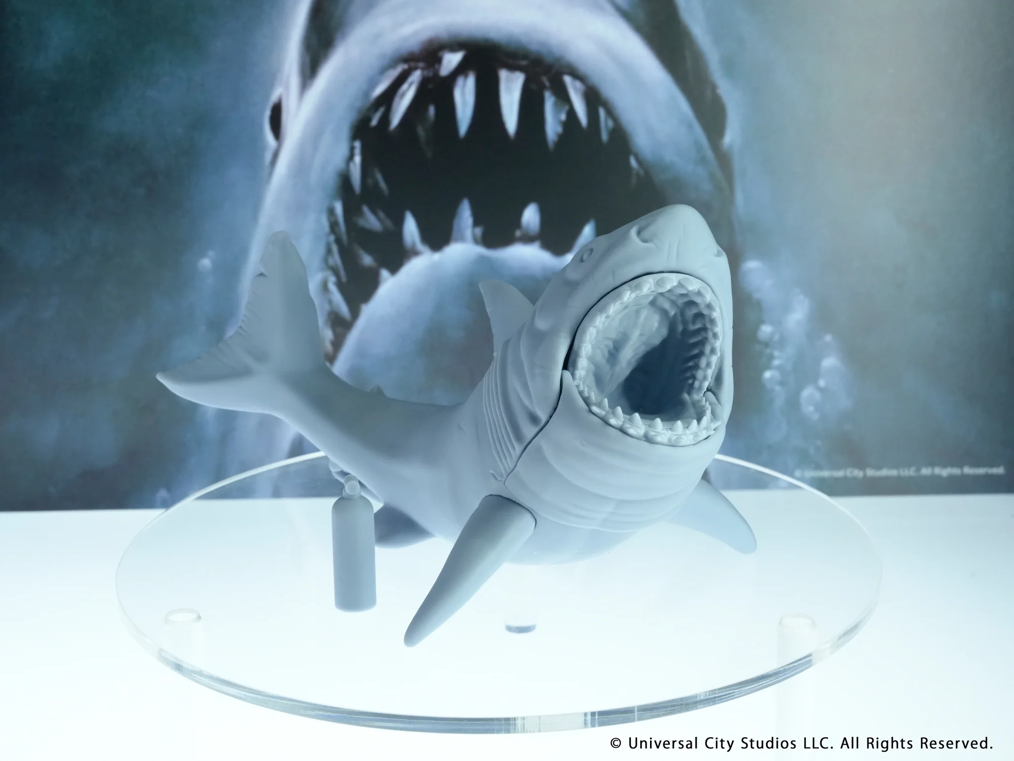 マーミット 絶版 鮫 ジョーズ ソフビJAWS メガトロン 怪獣 メガハウス_メガホビ on X: 