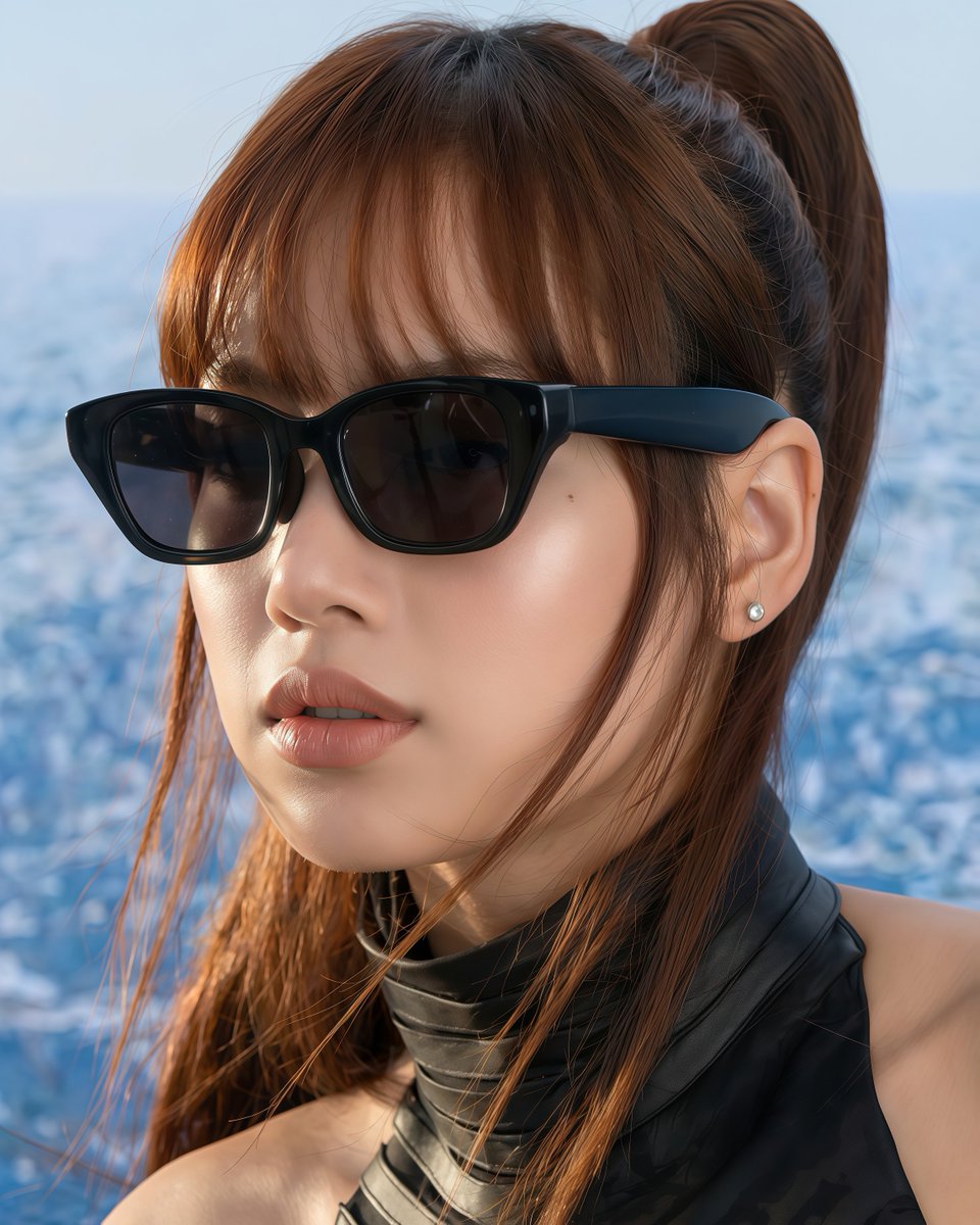 SourLisaLoops's tweet photo. The pretty girl with glasses. https://t.co/5SsTVk6igl