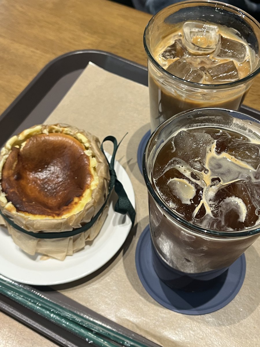 maie_i0's tweet photo. 이런거 먹는거 조아하는데 살쪗다고 해서 먹지도 못하고잇잔아쫌 https://t.co/9NPGGJJ3in