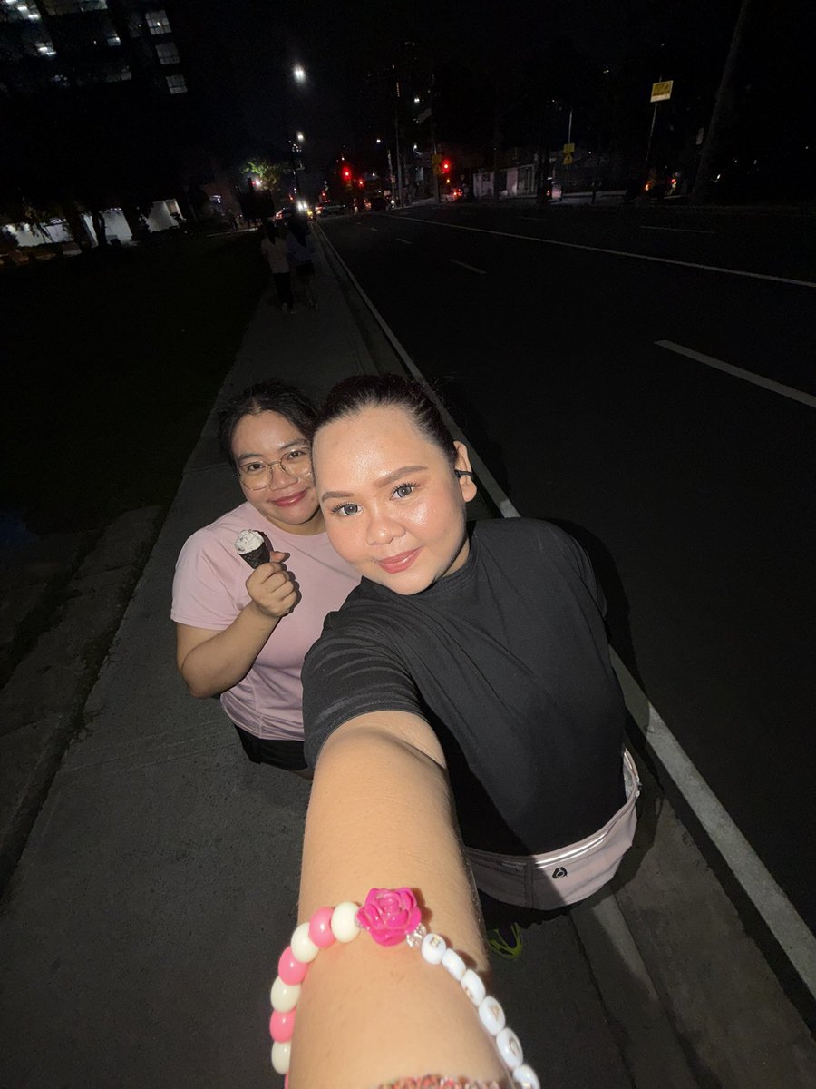 rhimaqt's tweet photo. Felt cute, might delete never ￼😚 https://t.co/3MjEHzv05d