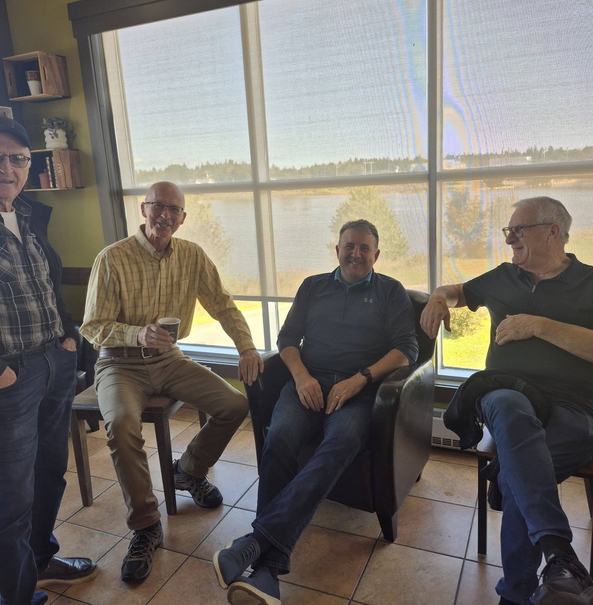 DanielAllainNB's tweet photo. Great discussions with PC members in Miramichi, Néguac, Tracadie & Shippagan at our Satellite Voting Centres.

Having trouble voting? Send us a message!

Get your ballot mailed by October 5th!

#nbpoli
#pcnbleadership
#chefferiepcnb

Nous avons eu d’excellentes discussions avec les membres du Parti progressiste-conservateur à Miramichi, Néguac, Tracadie & Shippagan, dans nos centres de vote satellites.

Vous avez de la difficulté à voter? Envoyez-nous un message!

Assurez-vous de poster votre bulletin de vote au plus tard le 5 octobre!