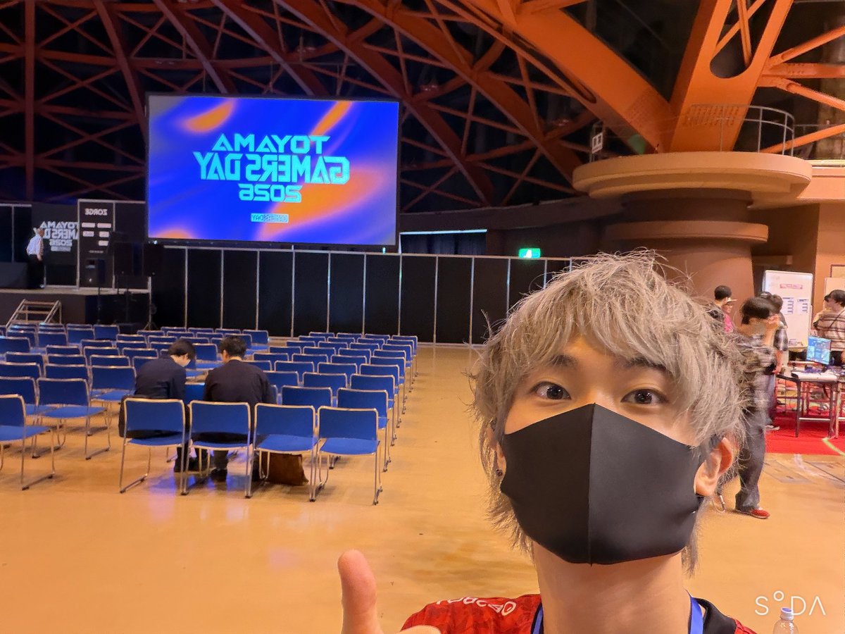 hissydayo's tweet photo. 本日はこちらの鉄拳8大会、ダブル杯 W1 CLIMAX 2026 TWT DOJOに参加しますー！！😸🎉

今年の遠征はこれが最後かも？楽しみながら頑張ります〜！😺💪

会場の雰囲気すごい！

配信はこちらから！👍
https://t.co/OhJGcVlIno https://t.co/6KGWJz1YS2