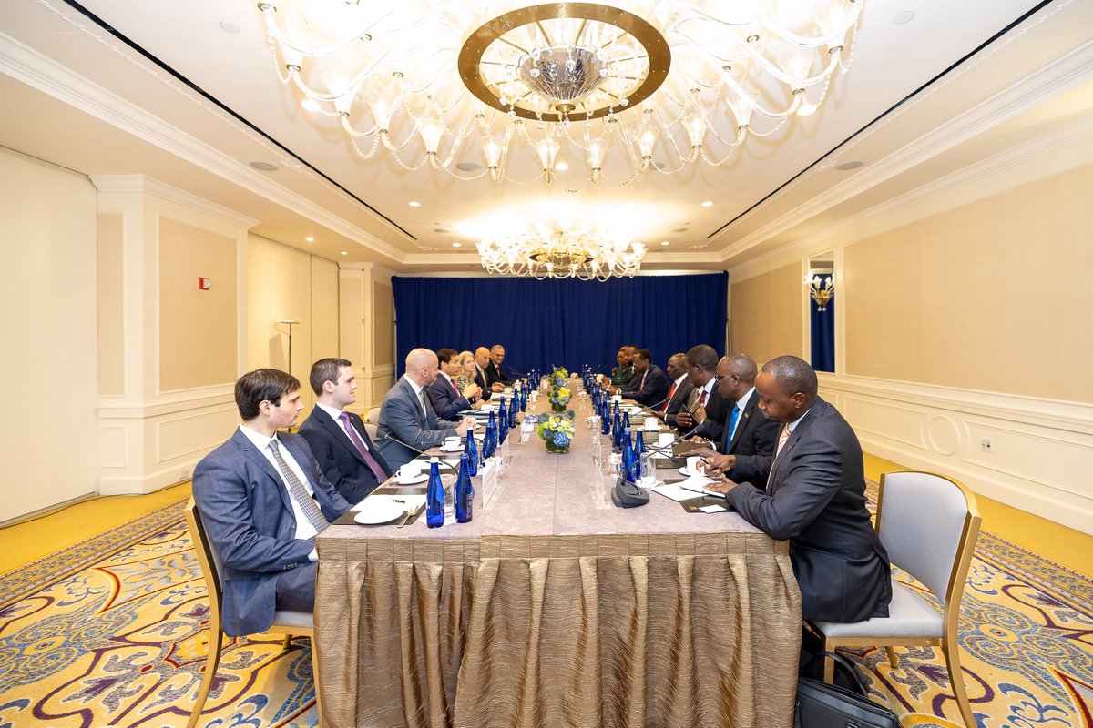 HonAdenDuale's tweet photo. Joined H.E. President @WilliamsRuto in a meeting with U.S. Secretary of State @SecRubio to review progress in the implementation of the Kenya–U.S. Government-to-Government (G-to-G) Health Cooperation Framework.

The engagement reaffirmed the strong partnership between Kenya and the United States in strengthening health systems, advancing research and expanding capacity building. 

These areas of cooperation are critical to accelerating Kenya's progress towards Universal Health Coverage (UHC), strengthening the delivery of quality healthcare and improving health outcomes for all Kenyans.