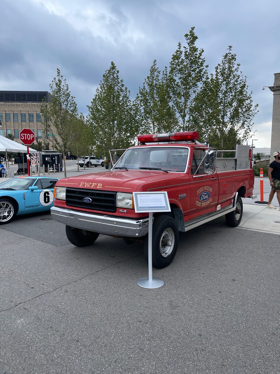 sandysmelmat's tweet photo. #FordEmployee | Ford showed up for the Cars at the Station car show at Michigan Central Station! 🏎️🏁

Without a doubt, one of the best displays of Ford's history from past to present.

#FordInfluencer #WeAreFord https://t.co/cablqQSmKB