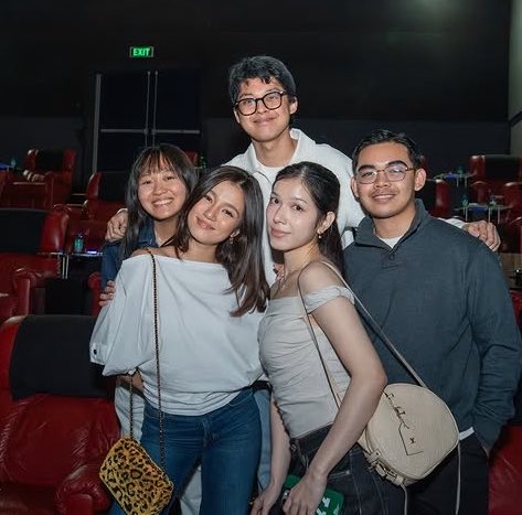 doughnbil's tweet photo. so much love and support 😍 #BelleMariano https://t.co/2BwZoMH15n