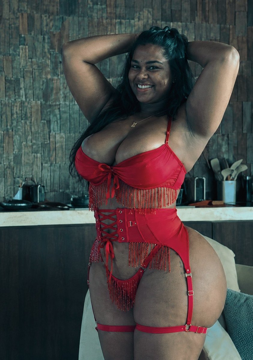 Shaals22_'s tweet photo. Too naughty to pretend I’m innocent.🫦❤️
#seductive #trendingréels #TrendyVibes #Lingerie #fypviralシ #fyp #fypシ゚viral #model https://t.co/VNwaHBA2xD