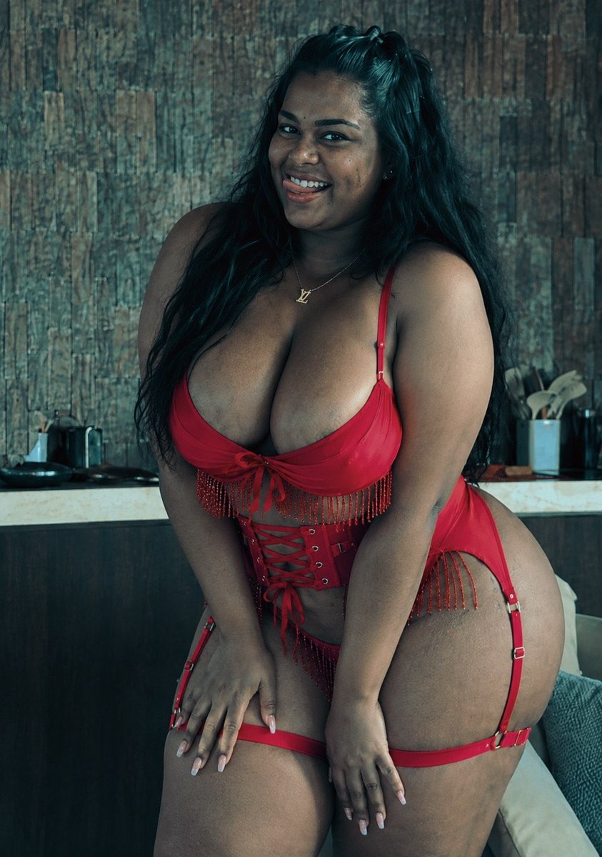 Shaals22_'s tweet photo. Too naughty to pretend I’m innocent.🫦❤️
#seductive #trendingréels #TrendyVibes #Lingerie #fypviralシ #fyp #fypシ゚viral #model https://t.co/VNwaHBA2xD
