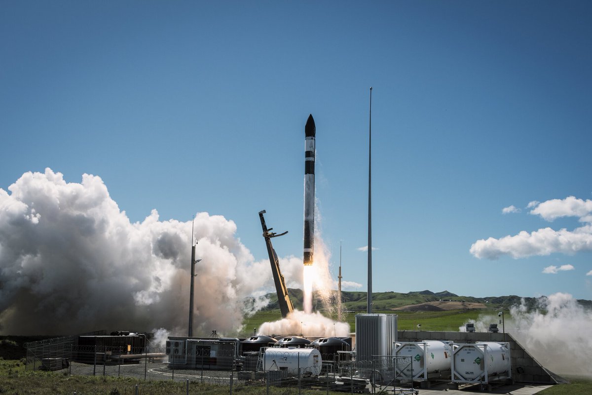RocketLab's tweet photo. Electron launches for the 97th time and deploys the latest StriX satellite to space for @synspective from Launch Complex 1.

Highlights from today's mission:
✅Launched on 1st attempt
✅18th mission of the year
✅13th launch for Synspective with 100% mission success https://t.co/oZUNlUuVrm