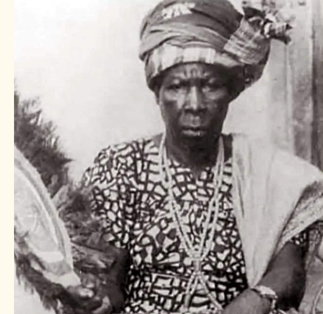 blackgoldIfy's tweet photo. Why am I not shocked? Typical deeply intense inferiority complex from this lots. You’re so desperate to claim Social Media Influencer Ancestors that you didn’t even bother to properly read the source you posted.

The screenshot you shared is from Simon Ottenberg’s 1955 work focusing specifically on Afikpo Igbo.....a completely different Igbo community from Onitsha. Yet, in typical copy and paste fashion of you free education low IQ Yariba Ronu Agberos, you grabbed a reference without understanding its geographical or cultural context and presented it as though it proved your point.

What makes this even more embarrassing is that the very page you posted explains what the author meant. The footnote literally identifies the Yoruba item being referenced as a “head pad for carrying loads.” It is right there on the page.

In other words, the source you proudly posted has absolutely nothing to do with the gele you are trying to claim. It refers to that round cloth pad you lots place in your head to cushion and stabilize loads being carried. Had you actually read your own source instead of rushing to claim Social Media Influencer Ancestors, you would have noticed that yourself.

And while we’re discussing chronology, if you knew wtf you're referencing or where it came from, you would have known that several of the images already slapped off that deeply intense inferiority complex desperation you're about to display.  

For example, the dates of these photographs:

The first photograph is from 1905....50 years before Ottenberg’s 1955 publication.

The second photograph dates to the late 1800s....more than half a century before that publication.

So citing a 1955 description of a Yoruba "load-carrying head pad" does not establish that the much earlier Igbo ICHAFU shown in these photographs originated from Yariba gele. Those are two separate claims, and your own source does not establish the connection you are trying to make. It was clear as daylight. 

ICHAFU is not the same thing as the Yariba handkerchief which you all changed to head-tie in modern days.

Y'all deeply intense inferiority complex continously make you Agberos make a fool of yourselves shamelessly. Desperate to claim Social Media Influencer Ancestors. Una insecurities no dey carry last I swear.