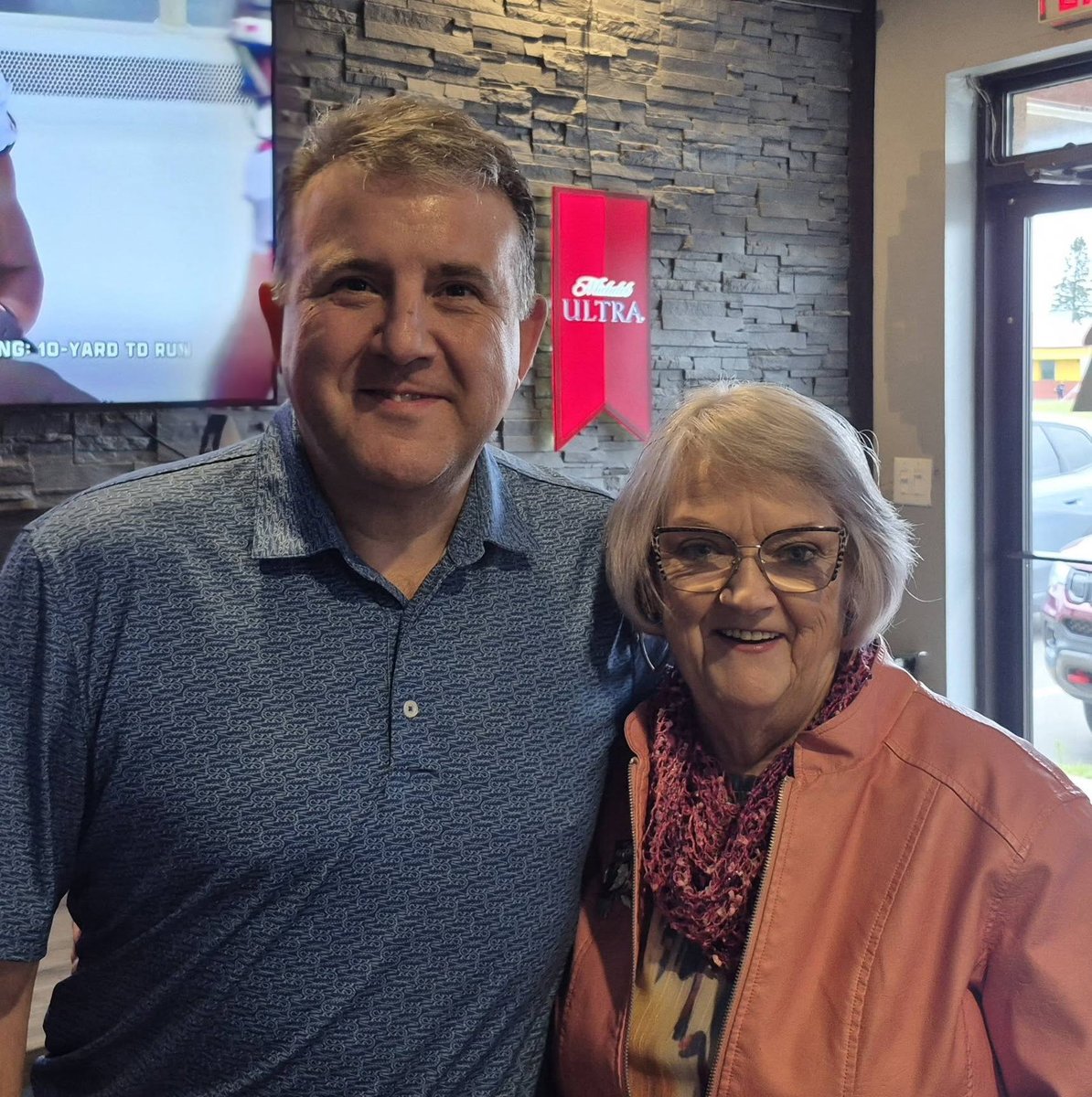DanielAllainNB's tweet photo. Great discussions with PC members in  Shediac and Moncton at our Satellite Voting Centres.  

Having trouble voting? Send us a message! 

Get your ballot mailed by October 5th!

​#nbpoli
#pcnbleadership
#chefferiepcnb

Nous avons eu d’excellentes discussions avec les membres du Parti progressiste-conservateur à Shediac et à Moncton, dans nos centres de vote satellites.

Vous avez de la difficulté à voter? Envoyez-nous un message!

Assurez-vous de poster votre bulletin de vote au plus tard le 5 octobre!