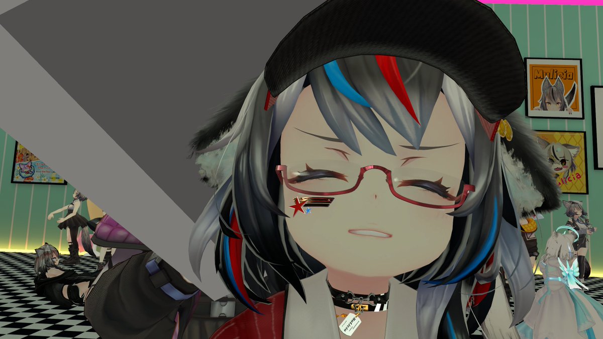Tsunaka_Scarlet's tweet photo. 昨日は私たちの小さなミュリシアの誕生日で、終わったのはすごく遅くだったけど、新しいミュリシアたちにも出会えたよ
#Mulicia3D
#Mulicia集会 https://t.co/P8u67V7pjd