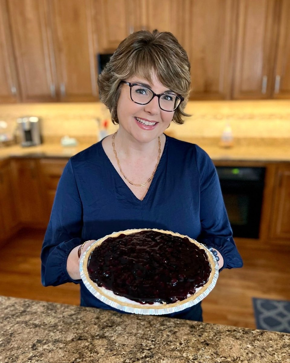 jamescarterpmqu's tweet photo. Let’s wrap up with one last blueberry recipe: my easy-to-make blueberry cheesecake! I hope you’ll give it a try. Comment BLUEBERRY, and I’ll send it your way! https://t.co/ZC3H6Nwahq