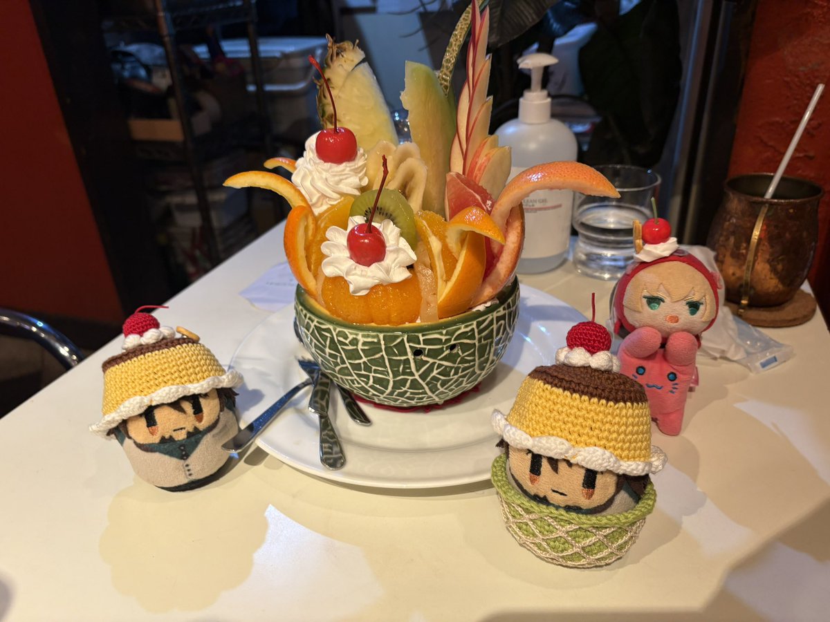 101_rei's tweet photo. プリンアラモード✨！！！気合い入れにきました！！！🍮🍈 https://t.co/2q9P8UrqAA