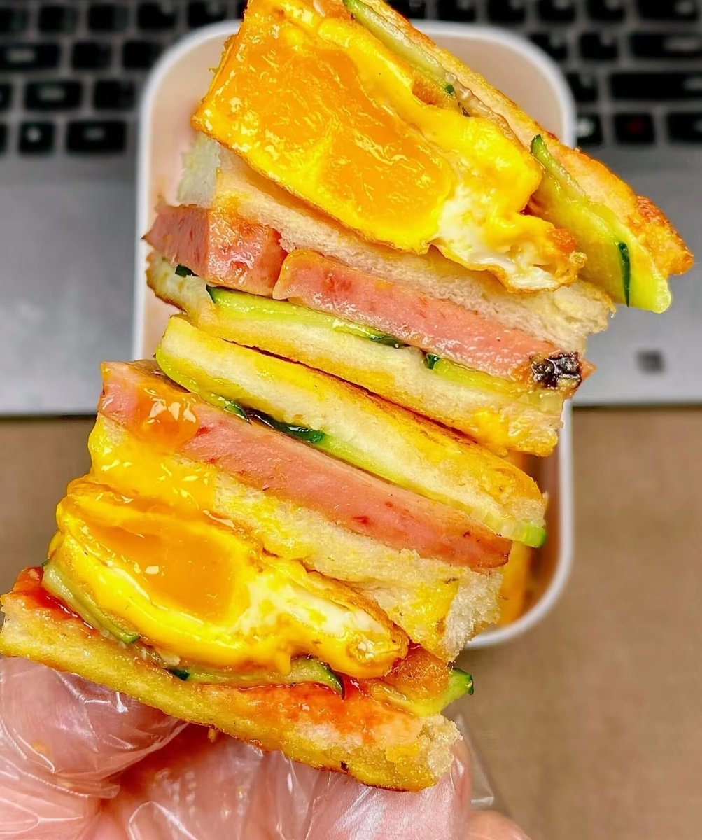 MartiAlcanlrgr's tweet photo. Fresh brewed coffee u0026 chilled sandwiches restocked at 7Mart now! Grab your quick pick-me-up before heading to work https://t.co/7wqE5oqkmm