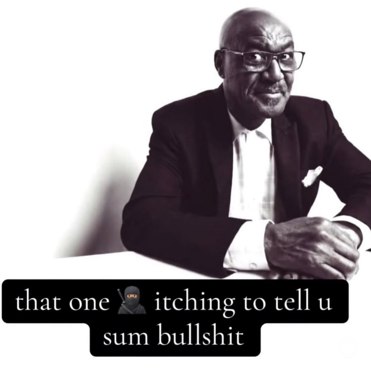 iamseallover's tweet photo. I giggled everytime I see this pic. Lowkey reminds me of @luisit_42o actually https://t.co/utPkmMDSQT